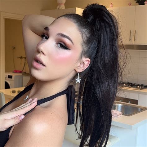 Elldesirable onlyfans OnlyFans channel