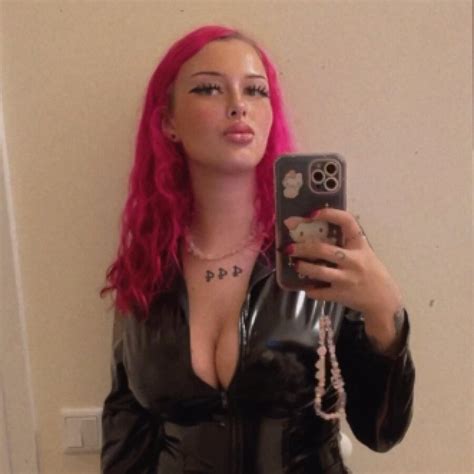 Hellokitty2410 onlyfans OnlyFans channel