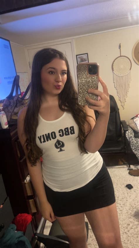 Icuckoldress face OnlyFans channel