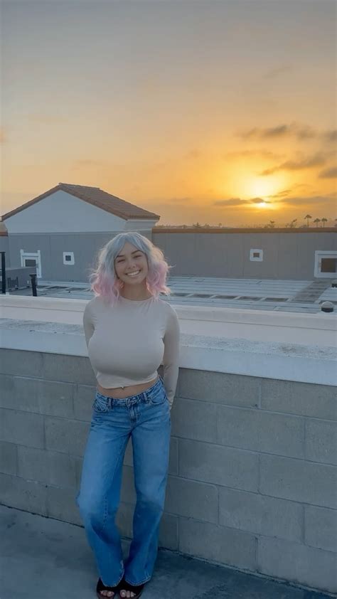 Karinarevs onlyfans OnlyFans channel