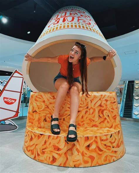 Karrisa eats onlyfans OnlyFans channel