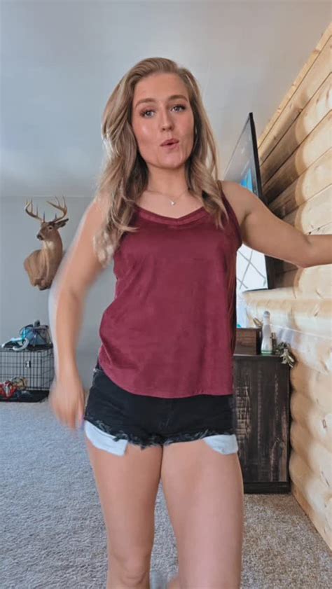 Kellymay naked OnlyFans channel