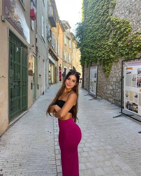 Ladyyraincorn pack OnlyFans channel