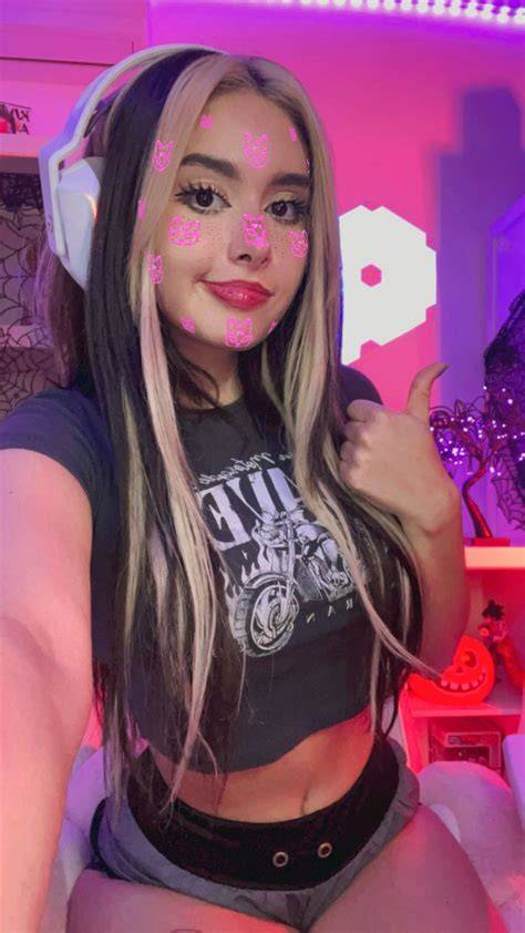 Lightmoon nude OnlyFans channel