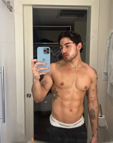 Luiscapecchi onlyfans OnlyFans channel