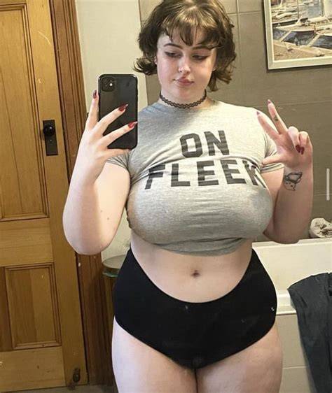 M1labl00m OnlyFans channel