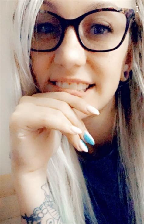 Mintblonde355 OnlyFans channel