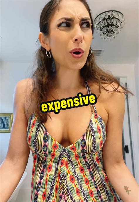 Modernmrsmaisel0 nude content