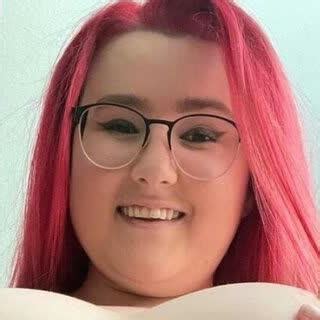 Nerdkitty nude OnlyFans channel