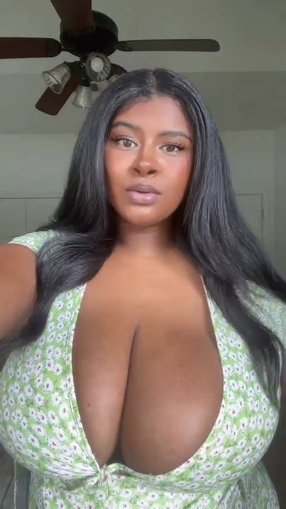Onlyjustomi porn OnlyFans channel