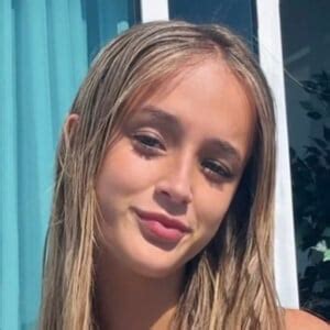 Parislivvy only fans OnlyFans channel