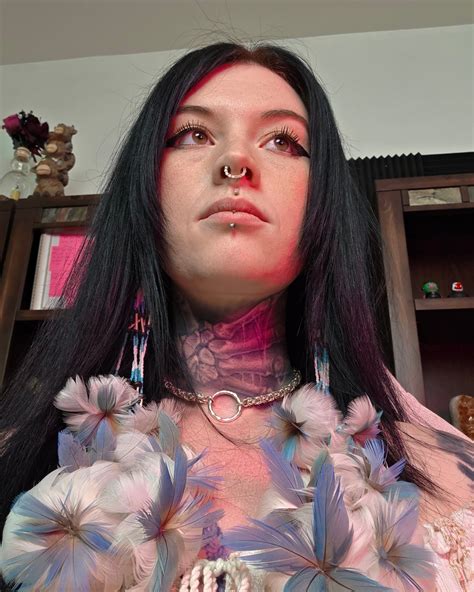Peachesdeville onlyfans OnlyFans channel