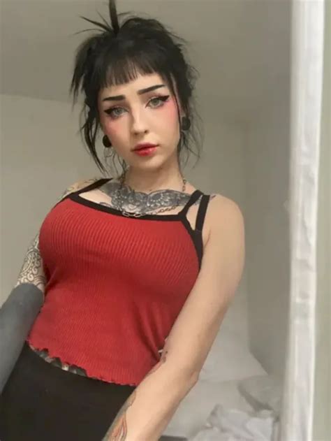Runa butt onlyfans OnlyFans channel