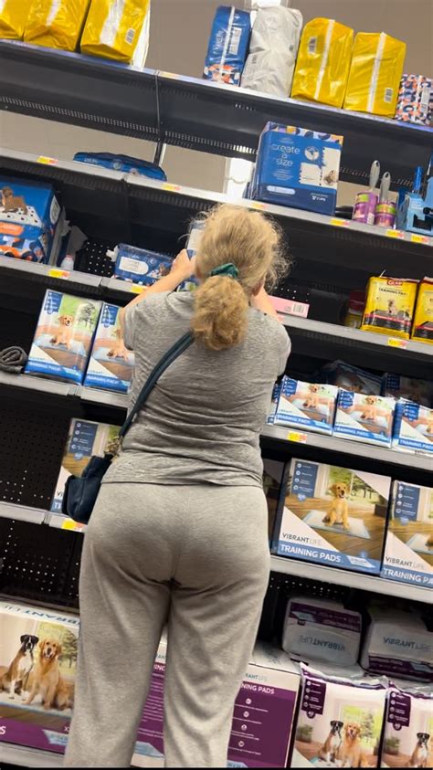 Spreading ass telegram OnlyFans channel