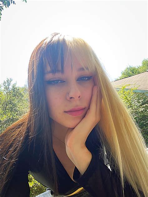 Stellablackxo OnlyFans channel