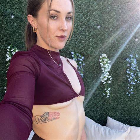 Tiny smallz only fans leak OnlyFans channel