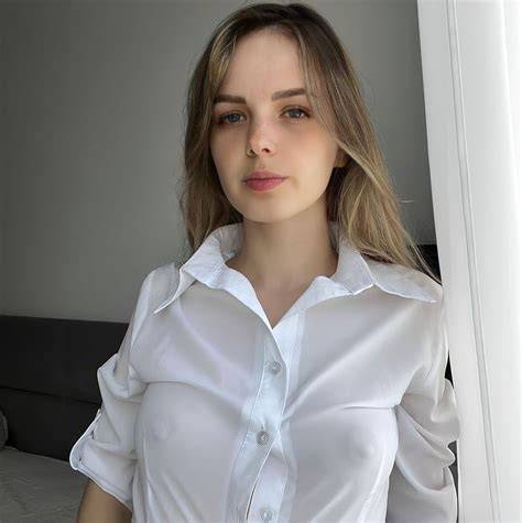 Yesonee archive OnlyFans channel