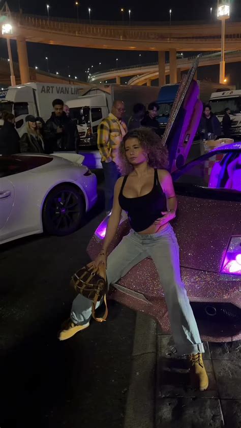 Yoloschnitzel mega folder OnlyFans channel