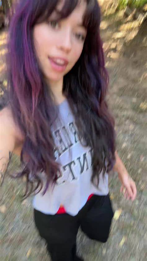 Zoe ebarb onlyfabs OnlyFans channel