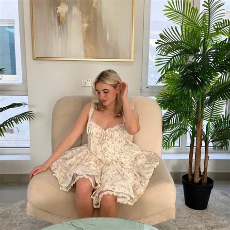 Zoeecarter onlyfans OnlyFans channel