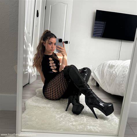 Zoeiso nude OnlyFans channel