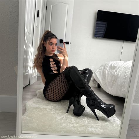 Zoeyiso mega folder OnlyFans channel