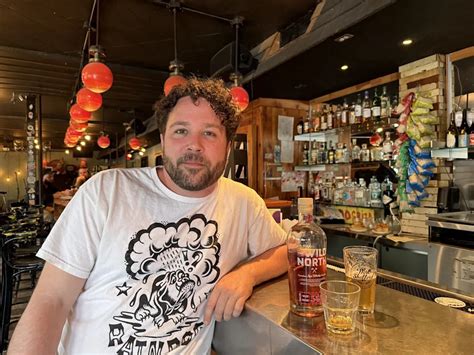 President Donald Trump announces 10% increase in tariffs on Canadian ... 