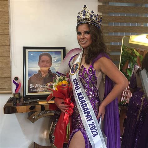 ganito din  zumbamares nyo yung laging nakabantay sayo kaya mamu ng