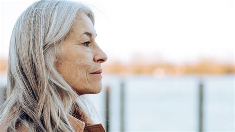 Adults Who Grew Up With Controlling Parents Often Show These 9 Habits