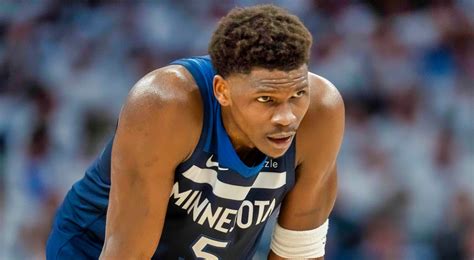 Anthony Edwards Joins Wolves Fan In Hilarious Moment Yelling “Who Is ... 