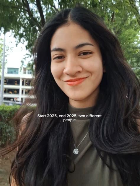 trend says different but I look the same 💀 Happy New Year 2026! 🥂