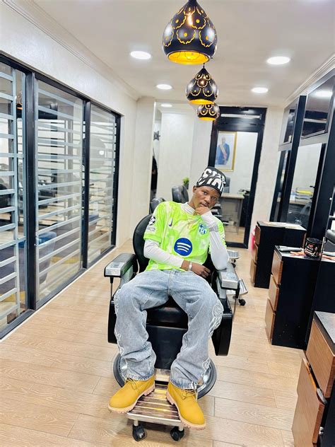 Mundo Deportivo - ¿Vas a comprar el primer móvil de tu... | Facebook 