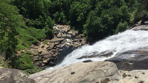 updated woman falls  feet   death  rainbow falls