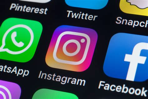 teiss - News - Instagram fixes password reset bug as alleged leak of 17