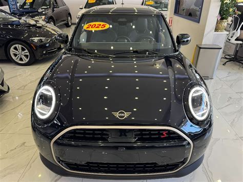 Redefine City Driving with the 2025 Mini Cooper in Brooklyn 