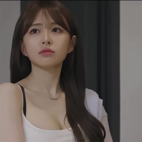 Explore the Beauty of Gyuri in Five Hearts Under One Roof | TikTok