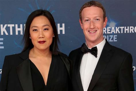 mark zuckerberg wife priscilla share rare   daughters