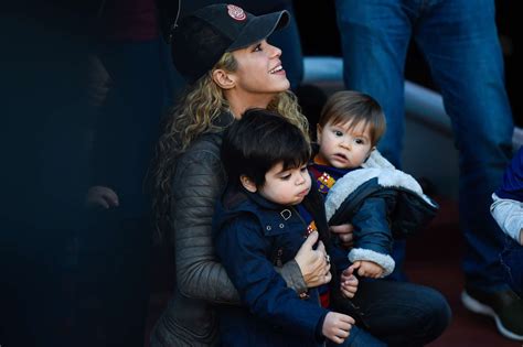 sweet   shakira  sons milan  sasha