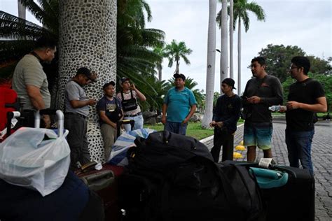 Hurricane Melissa swamps Cuba 