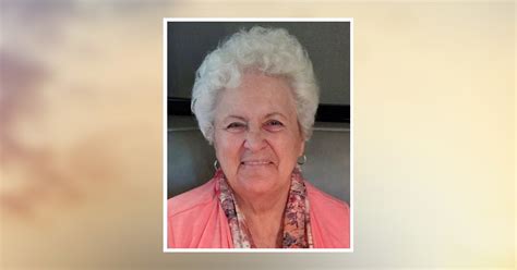 Helen L. Thomas Obituary December 1, 2025 - Randall & Roberts Funeral Home