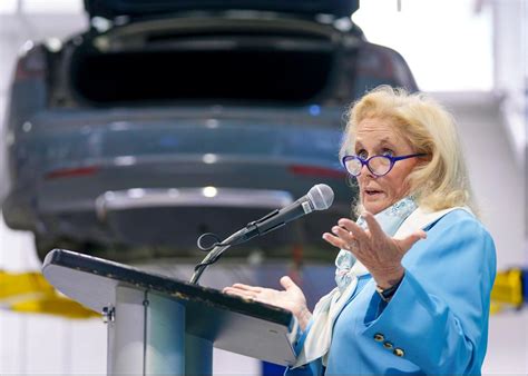 Democrats give states a deadline to apply for early spot on 2028 ... 