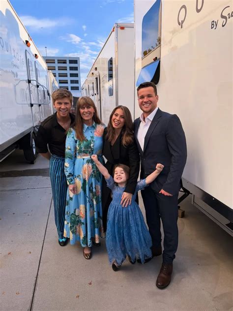 EXCLUSIVE: Bindi Irwin and Chandler Powell's healing holiday | New Idea