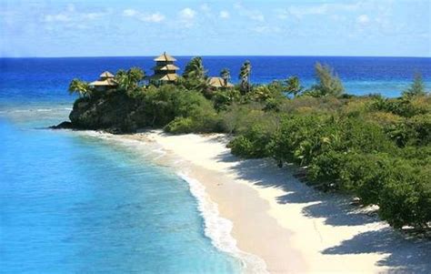 pantai  indonesia  gak kalah indah  maldives idn times