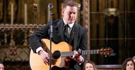 Local man who stunned Taylor Swift performs for the stars in London