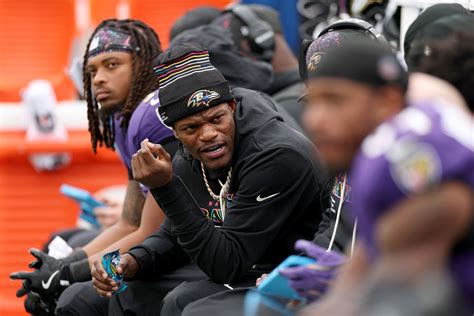 NFL to investigate Ravens’ handling of Lamar Jackson’s Week 8 injury status 