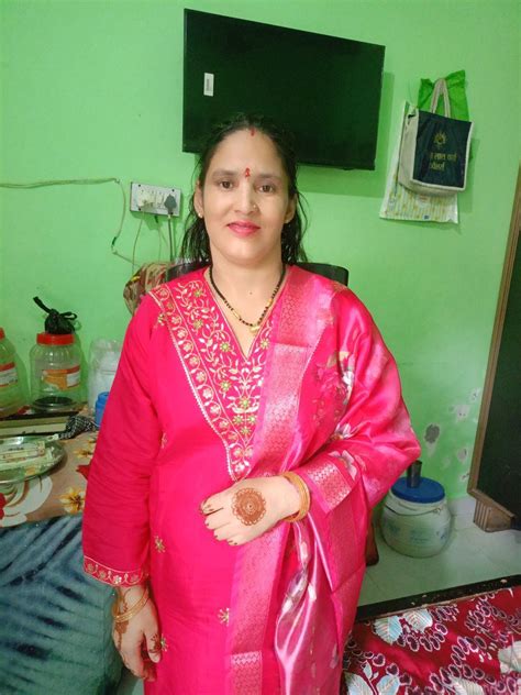 kanha ko khus rakhne  liye palak vanshu apna pura time de rahe