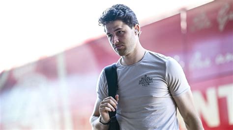 Mxckeymeiji tele carried out some homework and reached out