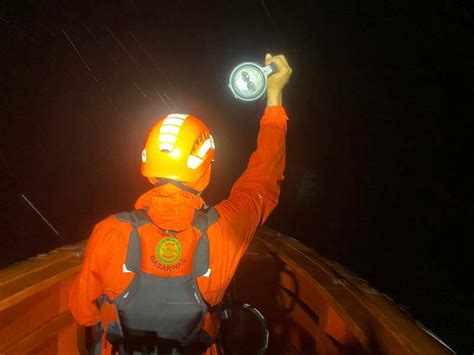 Layladeline leaked jen unlocked the entrance and she