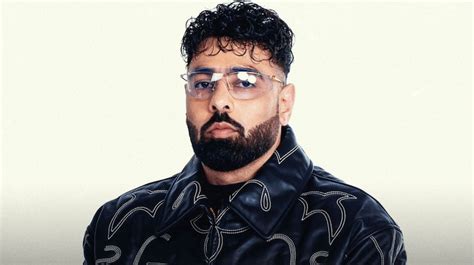 arrest rapper badshah  objectionable song seize passport