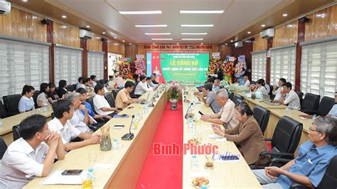 Ông Bùi Đình Ninh được bổ nhiệm làm Hiệu trưởng Trường cao đẳng Miền Đông